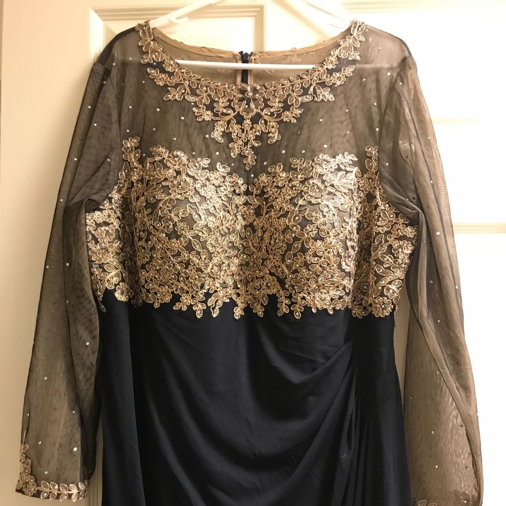 Xscape Long Sleeve Gown